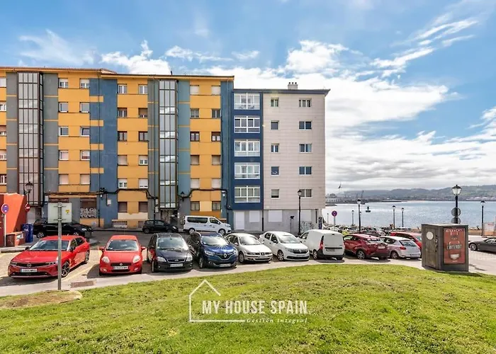 MyHouseSpain - Piso en Cimadevilla junto al mar Apartamento *