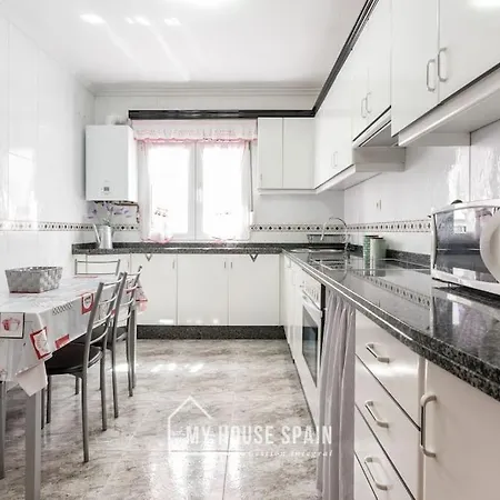 Myhousespain - Piso En Cimadevilla Junto Al Mar